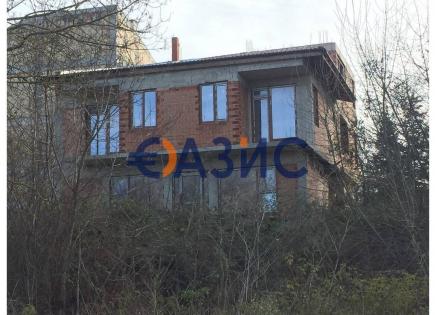 House for 100 000 euro in Tsarevo, Bulgaria