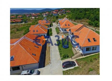House for 288 900 euro in Kosharitsa, Bulgaria