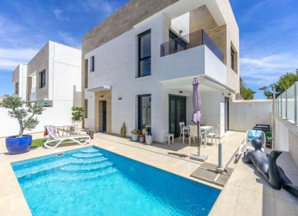 Villa for 470 000 euro in Campoamor, Spain