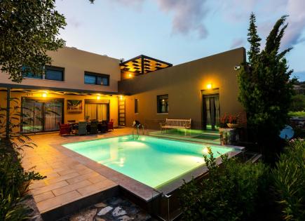 Villa in Elounda, Greece (price on request)