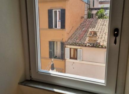 Apartment for 4 000 euro per month in Rome, Italy