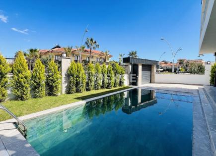Villa for 1 050 000 euro in Kemer, Turkey