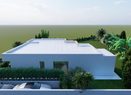 Villa for 995 000 euro in Benissa, Spain