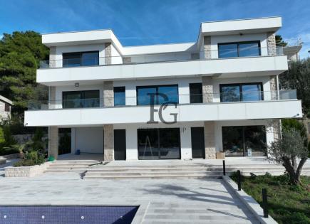 Villa for 1 850 000 euro in Bar, Montenegro