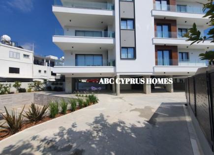 Commercial apartment building for 2 600 000 euro in Paphos, Cyprus
