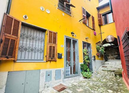 Appartement pour 103 000 Euro à Novi Ligure, Italie