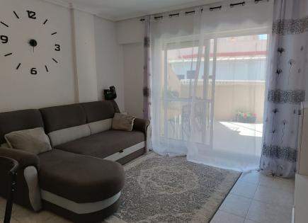 Penthouse for 116 000 euro in Torrevieja, Spain