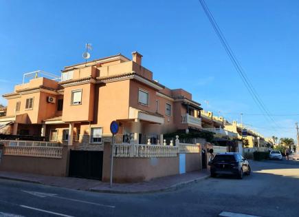 Villa for 312 000 euro in Torrevieja, Spain