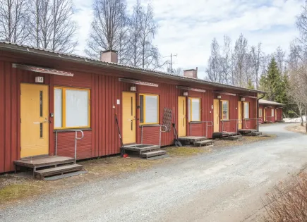 Casa adosada para 19 500 euro en Nilsia, Finlandia