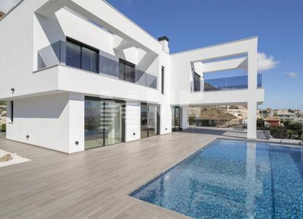 Villa para 2 300 000 euro en Benidorm, España