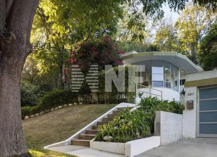 House for 1 906 689 euro in Los Angeles, USA
