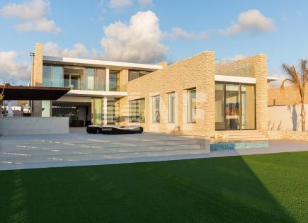 Villa for 4 500 000 euro in Paphos, Cyprus