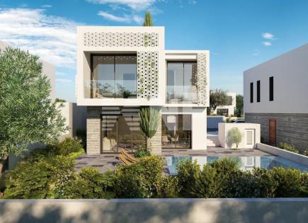 Villa for 572 000 euro in Paphos, Cyprus