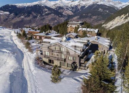 Chalet for 16 000 000 euro in Courchevel, France