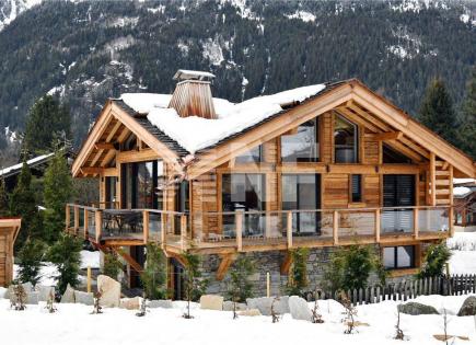Chalet for 3 950 000 euro in Chamonix, France