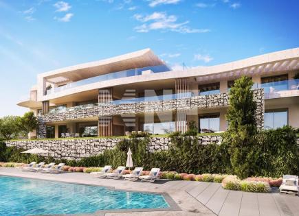 Apartment for 550 000 euro in Benahavis, Spain