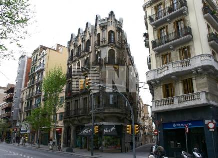 Shop for 515 000 euro in Barcelona, Spain