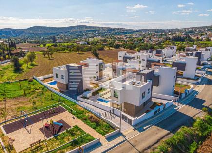 Villa for 528 000 euro in Limassol, Cyprus