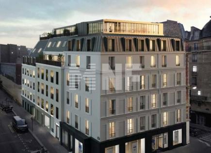 Apartment for 445 000 euro in Paris, France