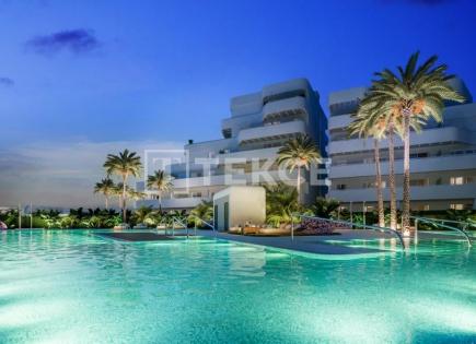 Penthouse for 422 000 euro in Velez-Malaga, Spain