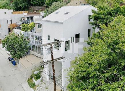 House for 913 484 euro in Los Angeles, USA