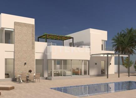 Villa for 1 425 000 euro in Torrevieja, Spain