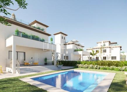 Villa for 649 000 euro in Elche, Spain