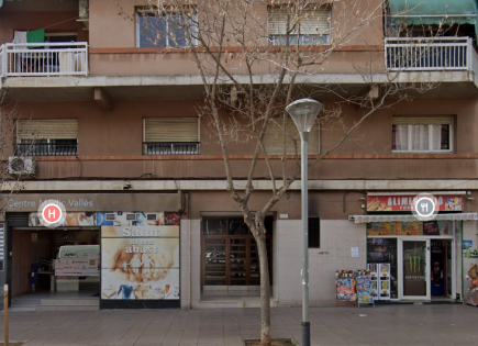 Commercial property for 600 000 euro in Cerdanyola del Valles, Spain