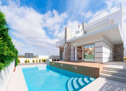 Villa for 553 000 euro in Los Alcazares, Spain