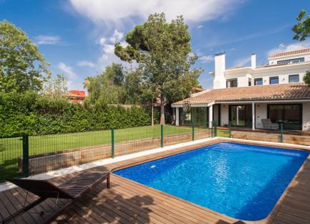House for 3 100 000 euro in Barcelona, Spain