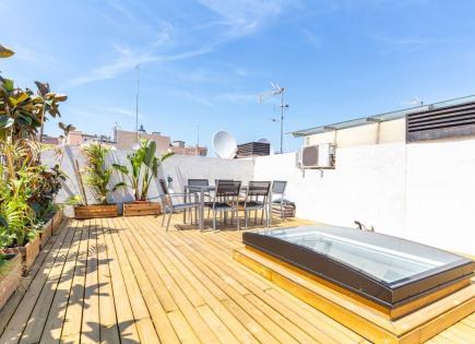 Penthouse for 495 000 euro in Barcelona, Spain