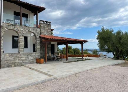 Villa for 1 600 000 euro in Chalkidiki, Greece