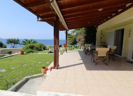Townhouse for 330 000 euro in Chalkidiki, Greece