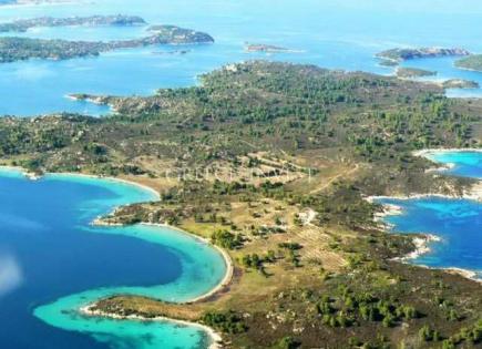 Island for 1 700 000 euro in Chalkidiki, Greece