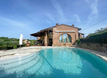 House for 295 000 euro in Montepulciano, Italy