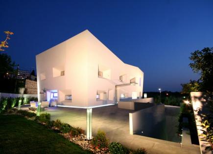 House for 3 500 000 euro in Pula, Croatia