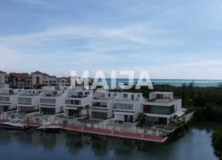 Villa for 3 163 858 euro in Cap Cana, Dominican Republic