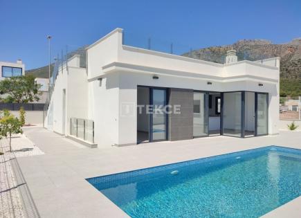Villa for 480 000 euro in Polop de la Marina, Spain