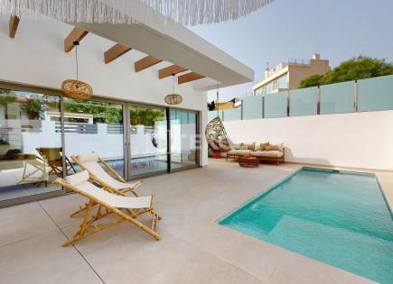 Villa for 359 000 euro in San Miguel de Salinas, Spain