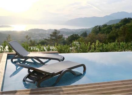 House for 528 000 euro in Tivat, Montenegro