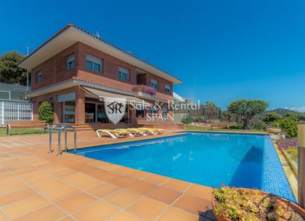 Villa for 790 000 euro in Santa Susanna, Spain