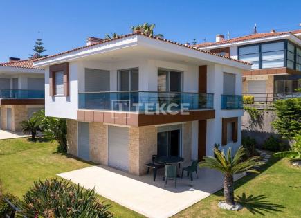 Villa for 790 000 euro in Cesme, Turkey