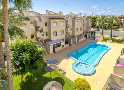 Apartment for 135 000 euro in Punta Prima, Spain