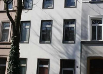 Casa lucrativa para 265 000 euro en Krefeld, Alemania