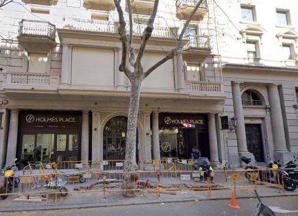 Commercial property for 3 900 000 euro in Barcelona, Spain