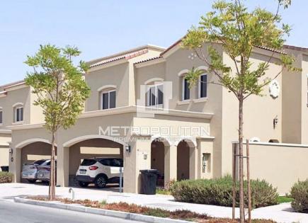 Townhouse for 760 302 euro in Dubai, UAE