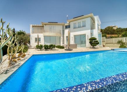 Villa for 790 000 euro in Paphos, Cyprus