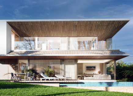 Villa for 1 520 000 euro in Estepona, Spain