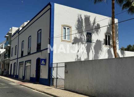 House for 995 000 euro in Portimao, Portugal