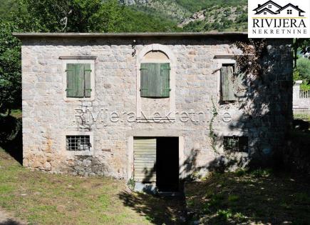 House for 220 000 euro in Herceg-Novi, Montenegro